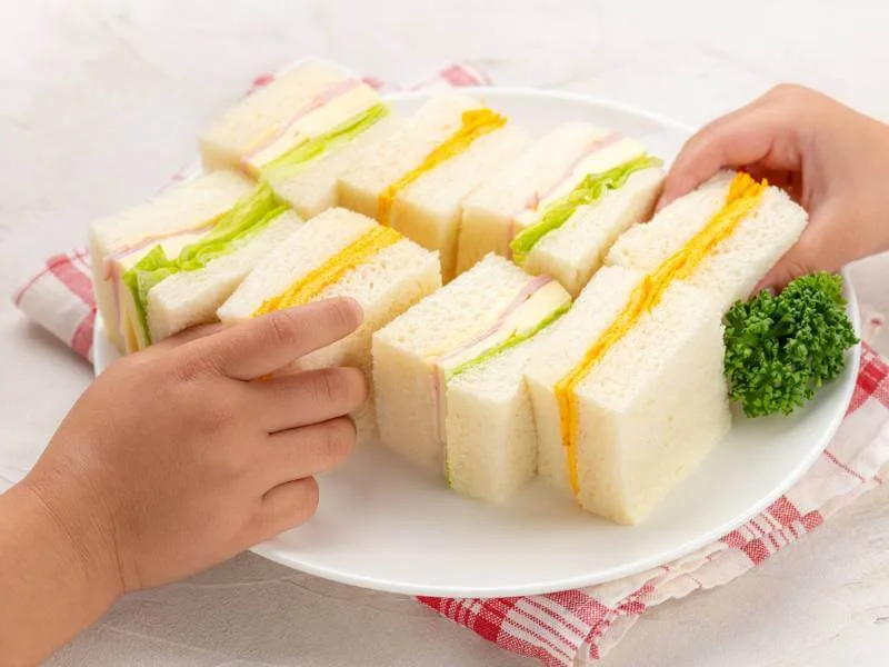 mini-sandwiches-toddler-snacks